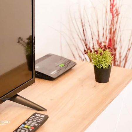 City-Suite, Zentral / Tiefgarage اشتراوبينغ المظهر الخارجي الصورة